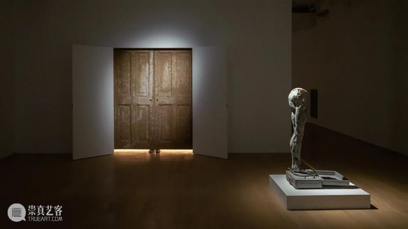 靳山 Jin Shan | 从政治走向心理的身体 | 昊美术馆访谈 视频资讯 MABSOCIETY 昊美术馆 身体 靳山 政治 心理 Jin Shan Channel 系列 艺术家 崇真艺客